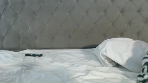 mickystrumia online show from 15, 2, 2026