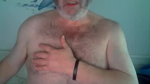 Snapshot of midhir chatting on 6, 5, 2026 kike online show from 6, 5, 2026