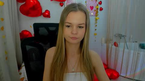 midnighteaura online show from 3, 2, 2026