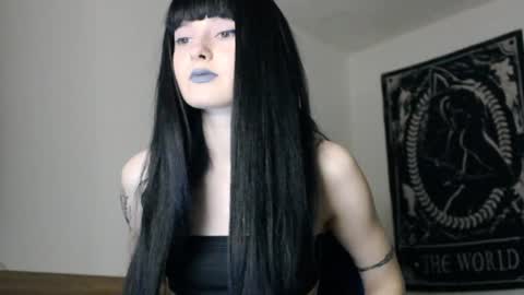 midnightsiren online show from 14, 5, 2026