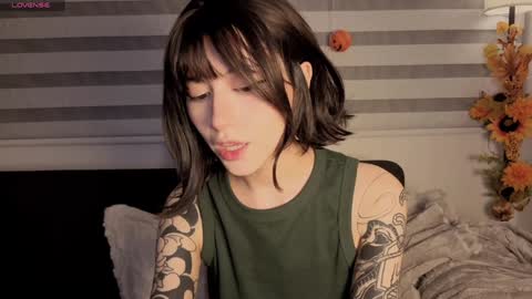 midori__san online show from 4, 12, 2025