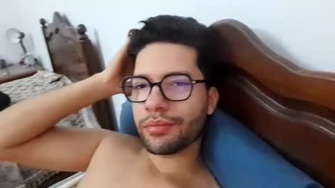 Snapshot of midoumas1 chatting on 2, 11, 2025 Sam online show from 2, 11, 2025