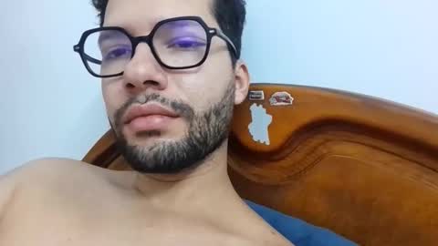 Snapshot of midoumas1 chatting on 9, 11, 2025 Sam online show from 9, 11, 2025