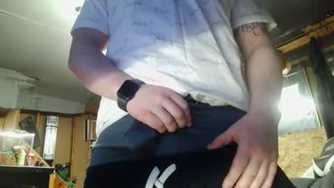 Snapshot of midtownhustler chatting on 3, 6, 2026 midtownhustler online show from 3, 6, 2026