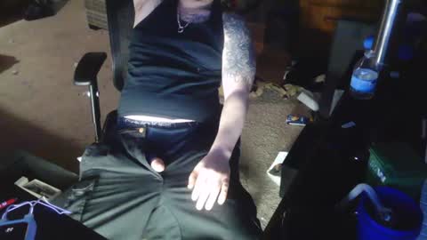 Snapshot of midtownhustler chatting on 15, 6, 2026 midtownhustler online show from 15, 6, 2026