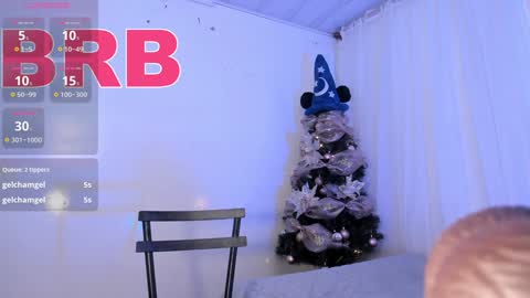 Snapshot of miel_gomez chatting on 11, 12, 2024 miel_gomez online show from 11, 12, 2024