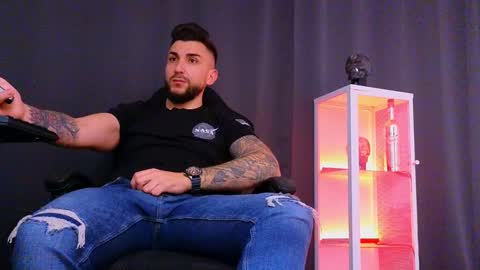 MightyAaron online show from 8, 2, 2025