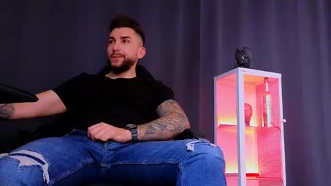 MightyAaron online show from 11, 2, 2025