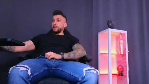 MightyAaron online show from 20, 2, 2025