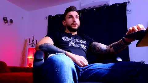 MightyAaron online show from 25, 9, 2025