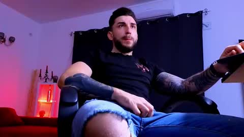 MightyAaron online show from 1, 2, 2026