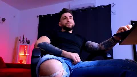 MightyAaron online show from 5, 2, 2026