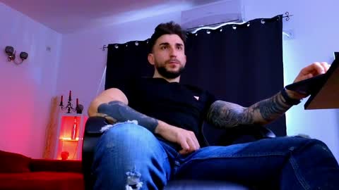 MightyAaron online show from 1, 4, 2026