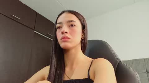 Snapshot of miia_bratz chatting on 12, 6, 2026 miia_bratz online show from 12, 6, 2026