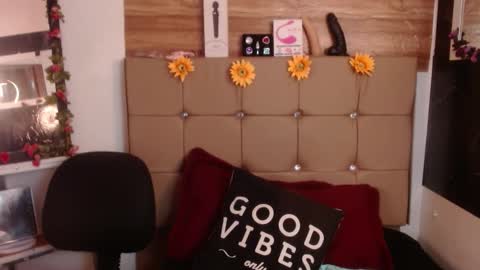 miia online show from 3, 12, 2025