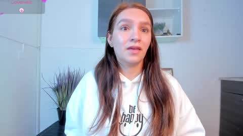 Miia 3 online show from 4, 12, 2024