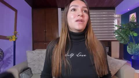 Miia 3 online show from 20, 12, 2025