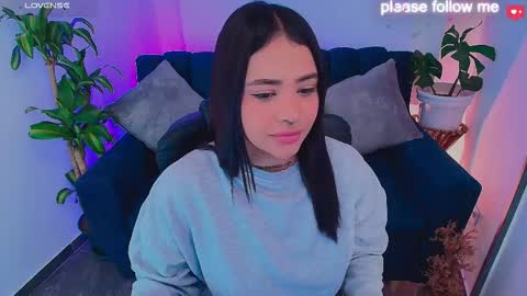 Snapshot of miiaa7_ chatting on 23, 3, 2026 Ma is my name I invite you to check out my wish list for my birthday online show from 23, 3, 2026