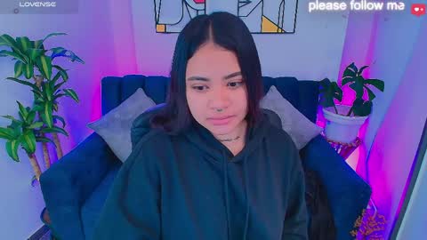 Snapshot of miiaa7_ chatting on 4, 4, 2026 Ma is my name I invite you to check out my wish list for my birthday online show from 4, 4, 2026