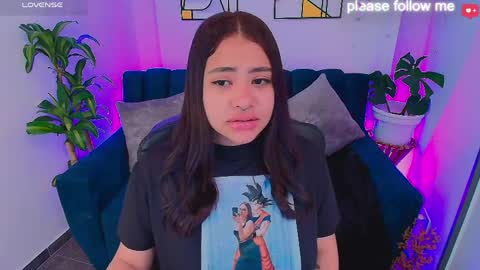 Snapshot of miiaa7_ chatting on 8, 4, 2026 Ma is my name I invite you to check out my wish list for my birthday online show from 8, 4, 2026