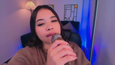 Snapshot of miiaa7_ chatting on 10, 4, 2026 Ma is my name I invite you to check out my wish list for my birthday online show from 10, 4, 2026