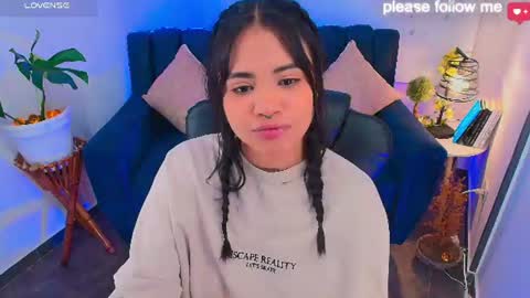Snapshot of miiaa7_ chatting on 24, 6, 2026 Ma is my name I invite you to check out my wish list for my birthday online show from 24, 6, 2026