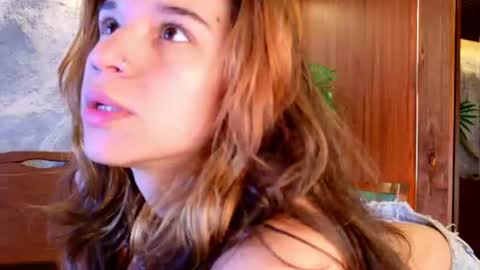 Snapshot of miiaa_cooper chatting on 7, 7, 2026 CALL ME MIA online show from 7, 7, 2026