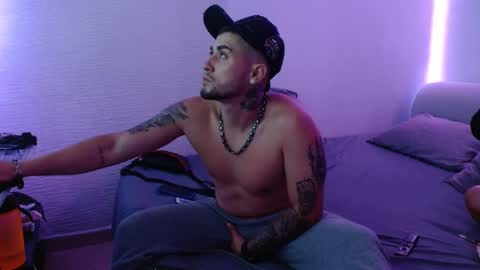 Snapshot of miialiiam0 chatting on 24, 12, 2024 Mia and Liam online show from 24, 12, 2024