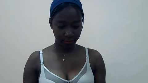 Snapshot of miichouu chatting on 20, 5, 2026 Miichouu online show from 20, 5, 2026