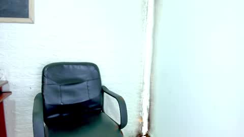 Snapshot of miiss_evaa chatting on 17, 2, 2025 miiss_evaa online show from 17, 2, 2025