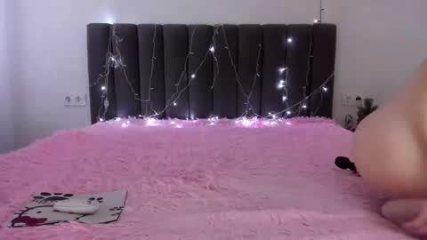 Snapshot of mika_ray chatting on 25, 12, 2024 Mika online show from 25, 12, 2024