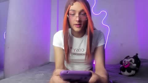 mika_velvet online show from 19, 11, 2025