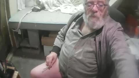 Snapshot of mikael1960 chatting on 5, 2, 2026 Mike online show from 5, 2, 2026