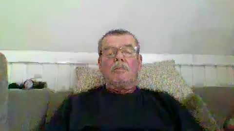 mikael42 online show from 17, 4, 2026