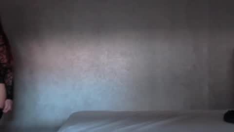 Snapshot of mikahdos chatting on 4, 2, 2025 SORAYA online show from 4, 2, 2025