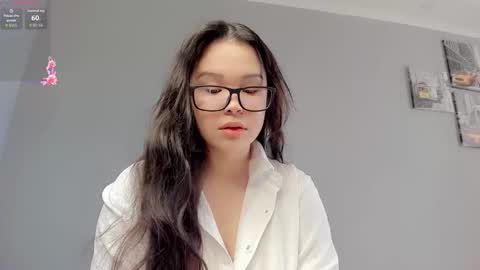 Snapshot of mikasssu chatting on 11, 10, 2025 mikasssu online show from 11, 10, 2025