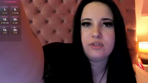 Snapshot of mikavia chatting on 23, 12, 2024 Mika online show from 23, 12, 2024