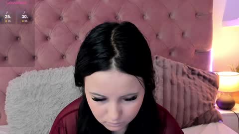 Snapshot of mikavia chatting on 29, 12, 2024 Mika online show from 29, 12, 2024