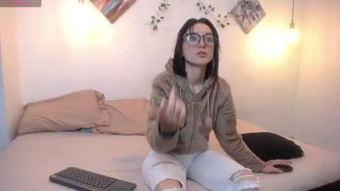 Snapshot of mikaza_akerman chatting on 11, 6, 2026 mikaza online show from 11, 6, 2026