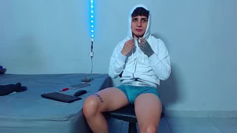 Mike IMDEPENDIENT MODEL online show from 28, 10, 2025