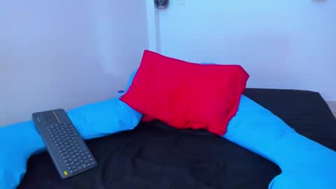 Snapshot of mike__horny chatting on 10, 2, 2025 Mike online show from 10, 2, 2025