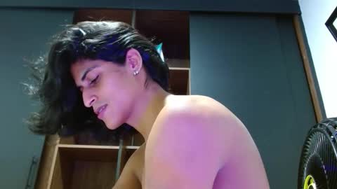 mike_d1030 online show from 2, 11, 2025