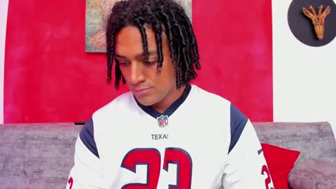 Snapshot of mike_estevess chatting on 15, 12, 2024 online show from 15, 12, 2024