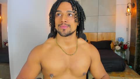 Snapshot of mike_estevess chatting on 31, 1, 2025 online show from 31, 1, 2025