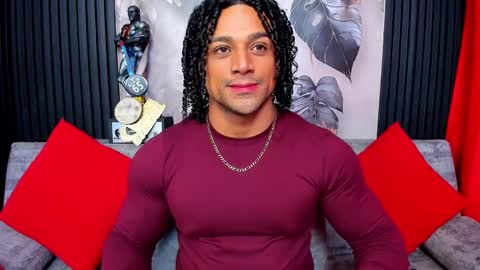 Snapshot of mike_estevess chatting on 21, 9, 2025 online show from 21, 9, 2025