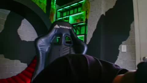 Snapshot of mikeblare chatting on 6, 1, 2025 Mike Blare online show from 6, 1, 2025