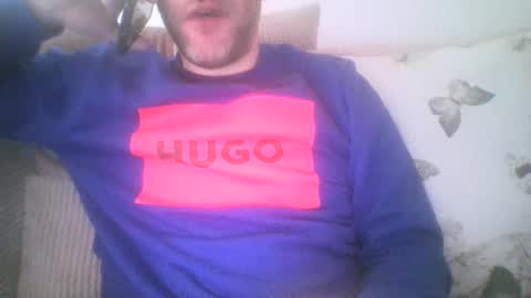 Snapshot of mikehockishuge9 chatting on 2, 2, 2025 mikehockishuge9 online show from 2, 2, 2025