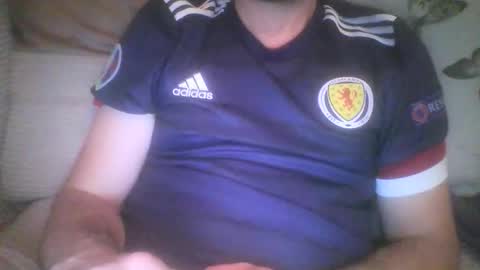 Snapshot of mikehockishuge9 chatting on 14, 9, 2025 mikehockishuge9 online show from 14, 9, 2025