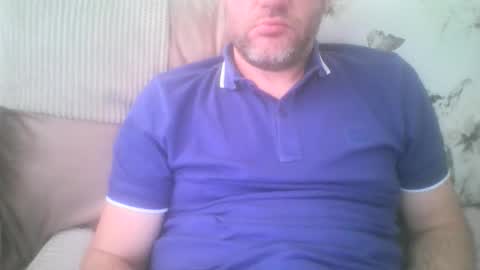 Snapshot of mikehockishuge9 chatting on 25, 9, 2025 mikehockishuge9 online show from 25, 9, 2025