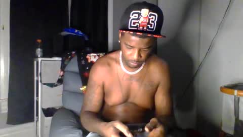 mike jones online show from 22, 12, 2025